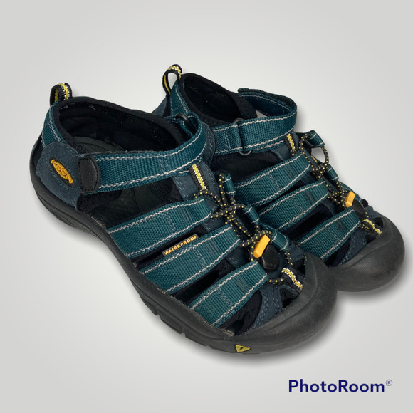 KEEN Newport Sandals Youth Waterproof 9212-Navy 1210 Canvas Hiking Shoes Size 3